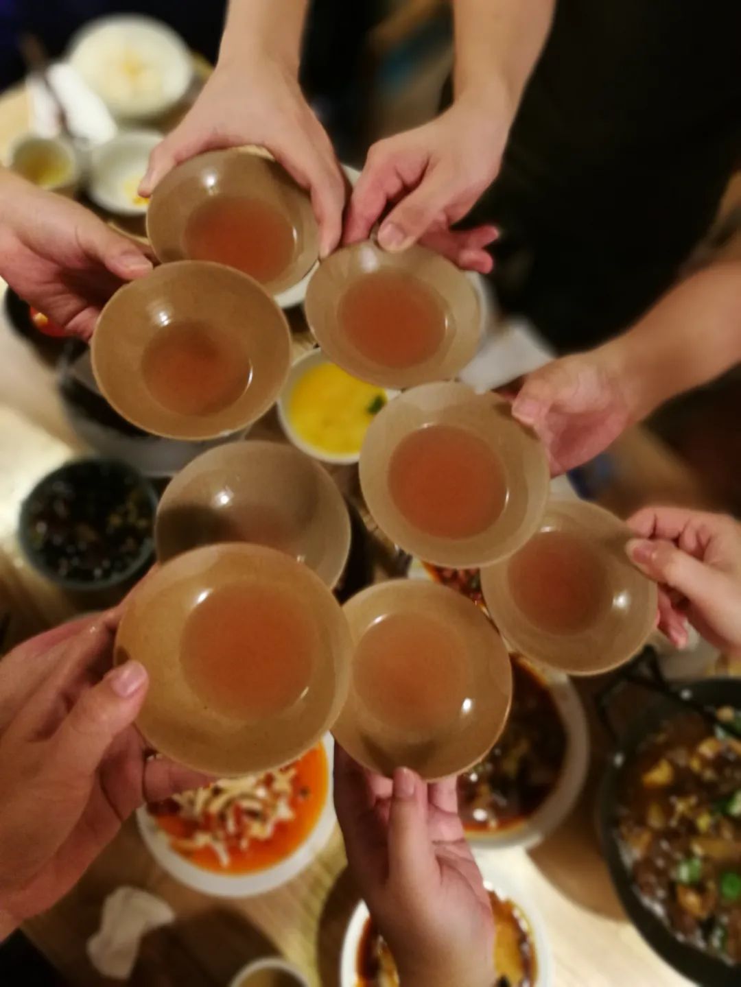 大牌争相入局餐 酒，小酒馆真的是一门好生意？